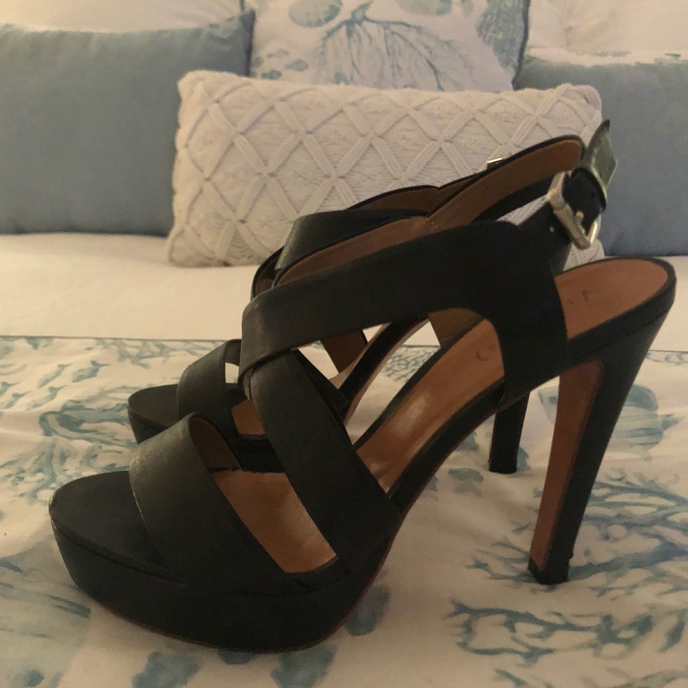 Vincenzo platform Sandal